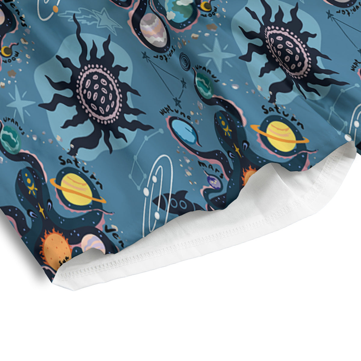 Alien On Planets Print Pattern Men's Athletic Shorts