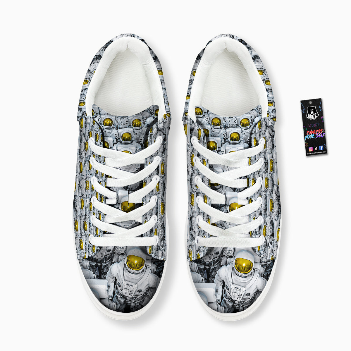Astronauts Group Print Platform Shoes-grizzshop