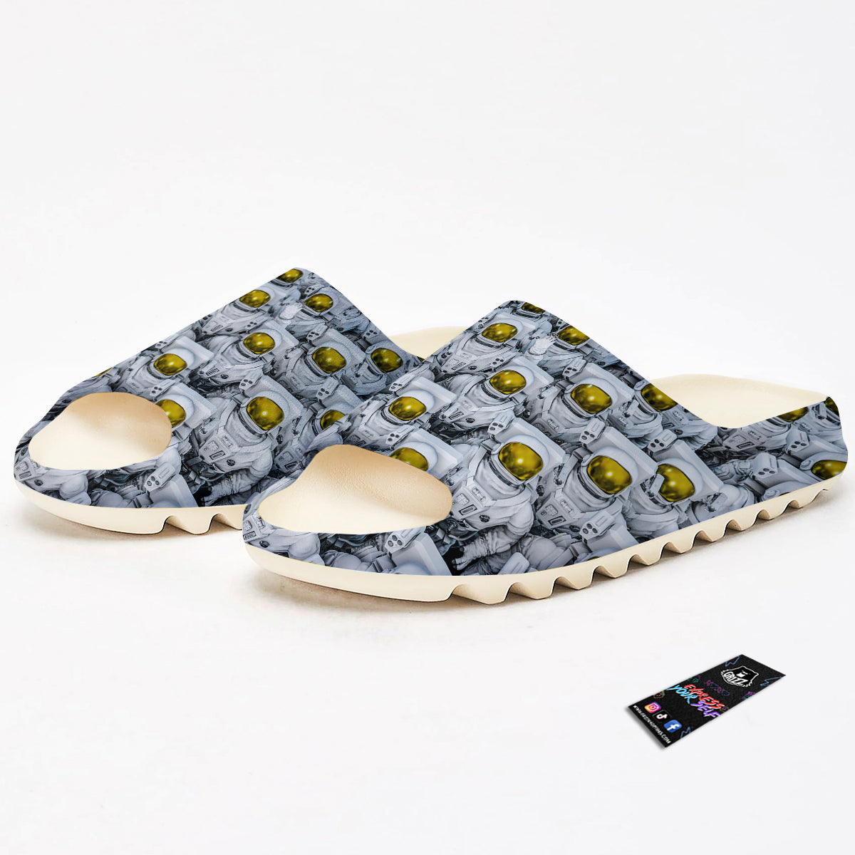 Astronauts Group Print Sandals-grizzshop