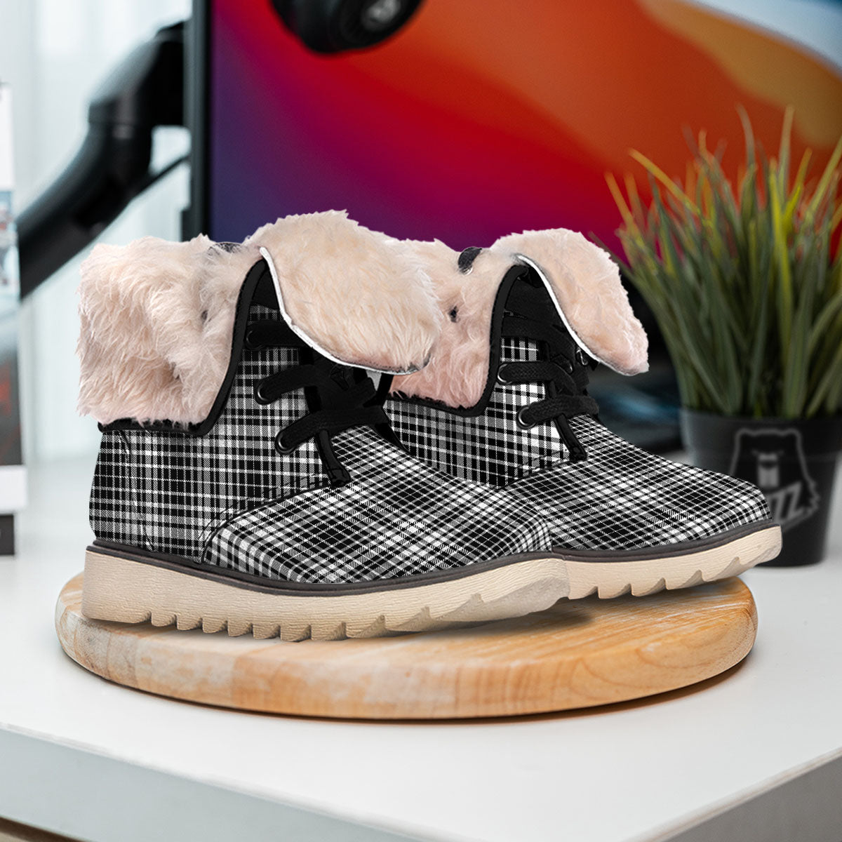 Border Tartan White And Black Print Snow Boots-grizzshop