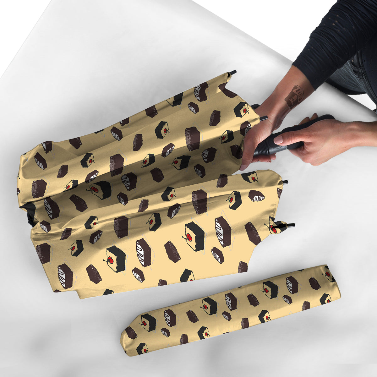 Brownie Beige Print Pattern Umbrella-grizzshop