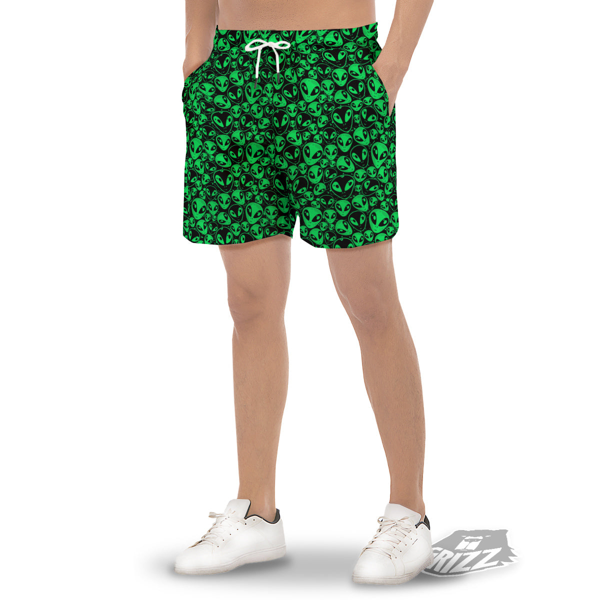 Cute Green Alien Print Pattern Men's Gym Shorts-grizzshop
