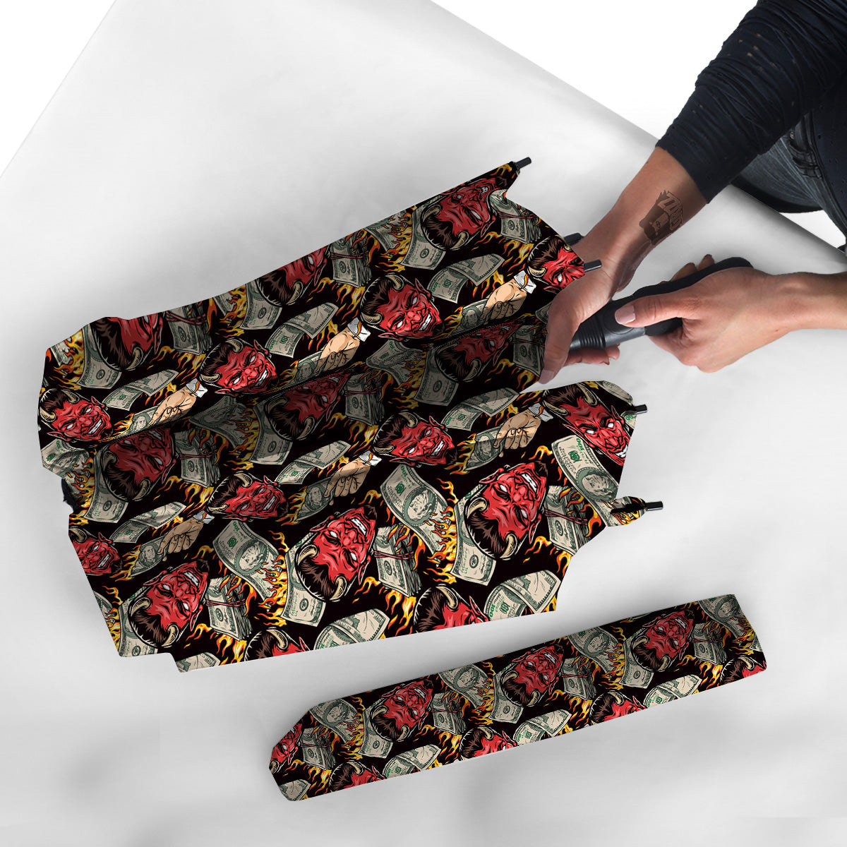 Devil And Dollar Print Pattern Umbrella-grizzshop