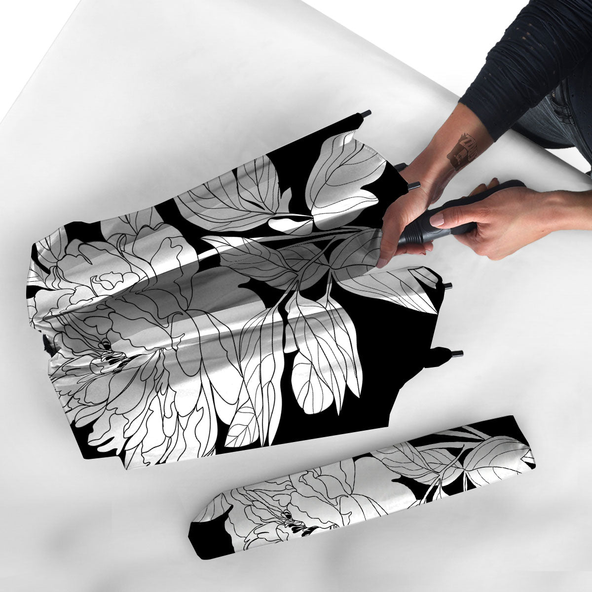 Flower White And Black Print Umbrella-grizzshop