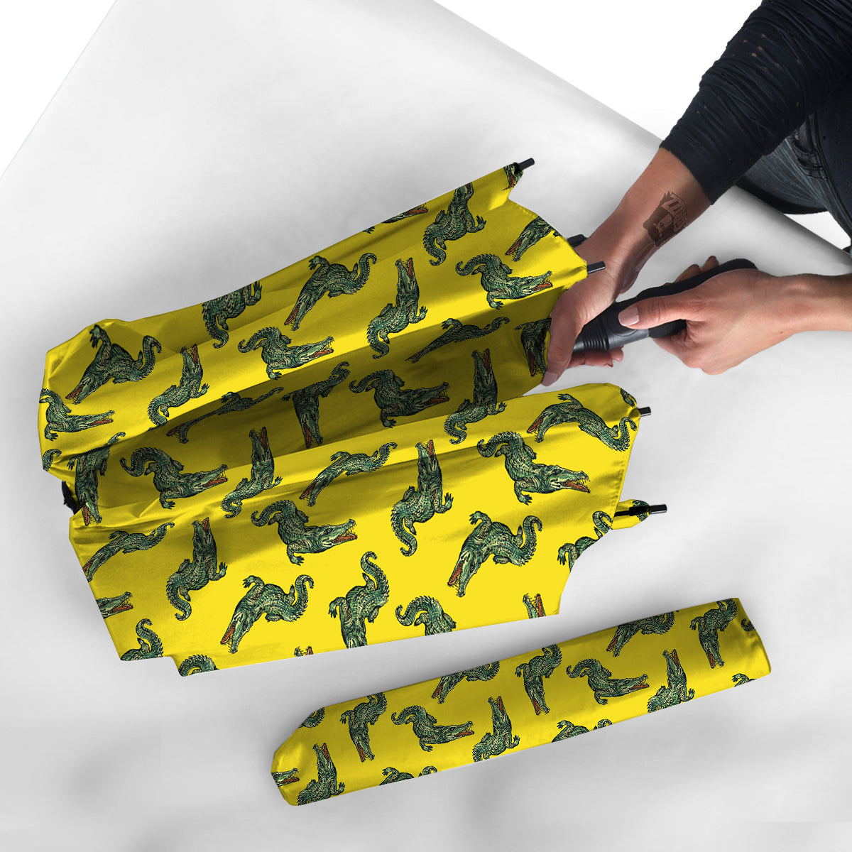 Green Crocodile And Yellow Print Pattern Umbrella-grizzshop