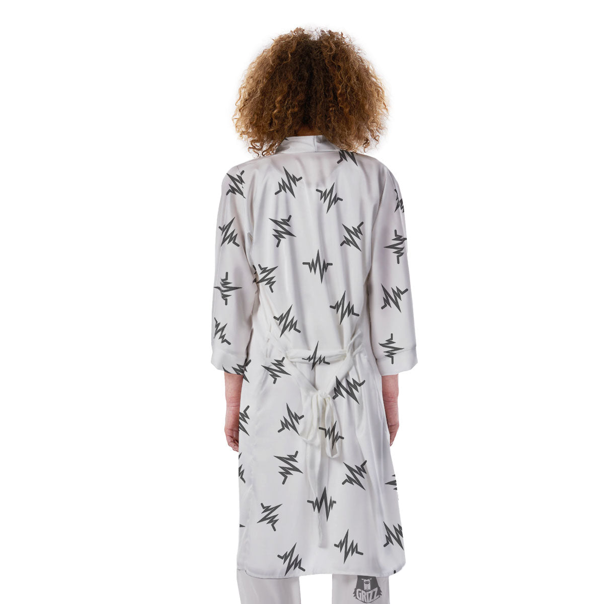 Heartbeat White And Black Print Pattern Kimono-grizzshop