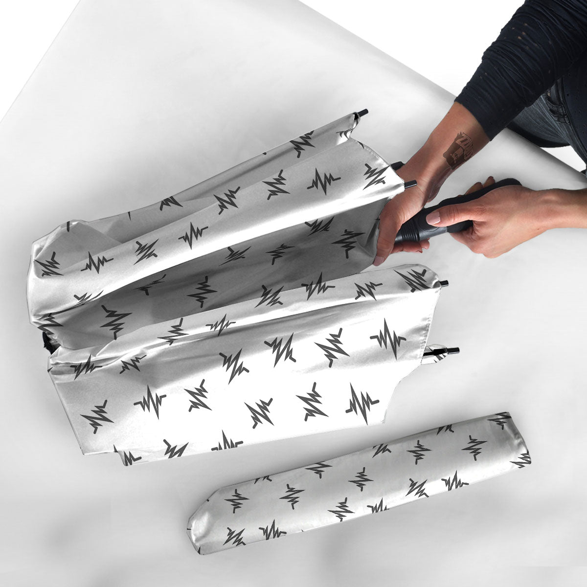 Heartbeat White And Black Print Pattern Umbrella-grizzshop