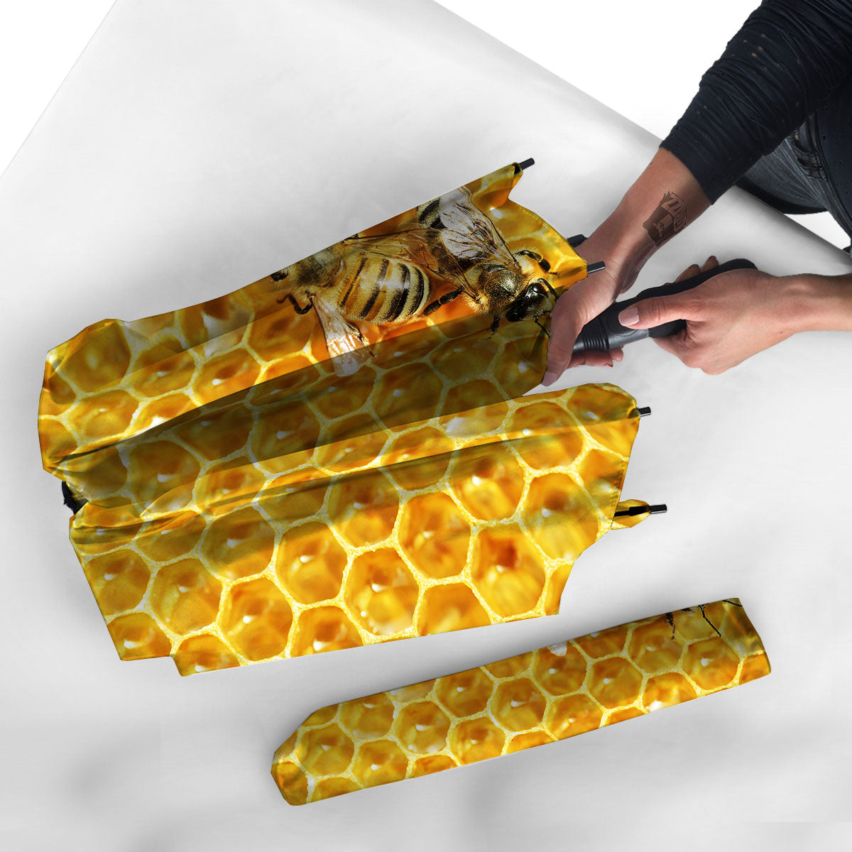 Honeycomb And Bees Print Umbrella-grizzshop