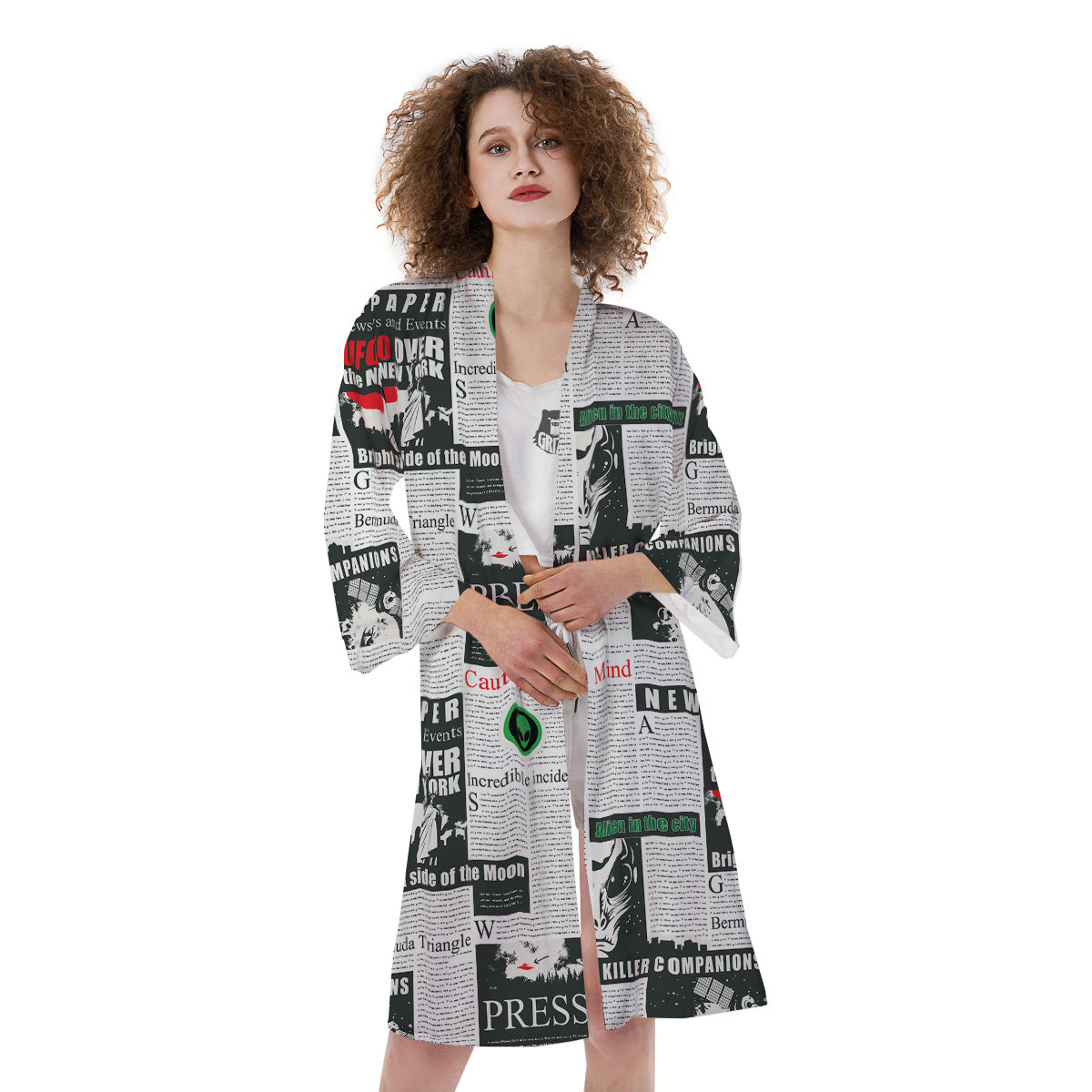 Newspaper Headlines Alien Print Pattern Kimono-grizzshop