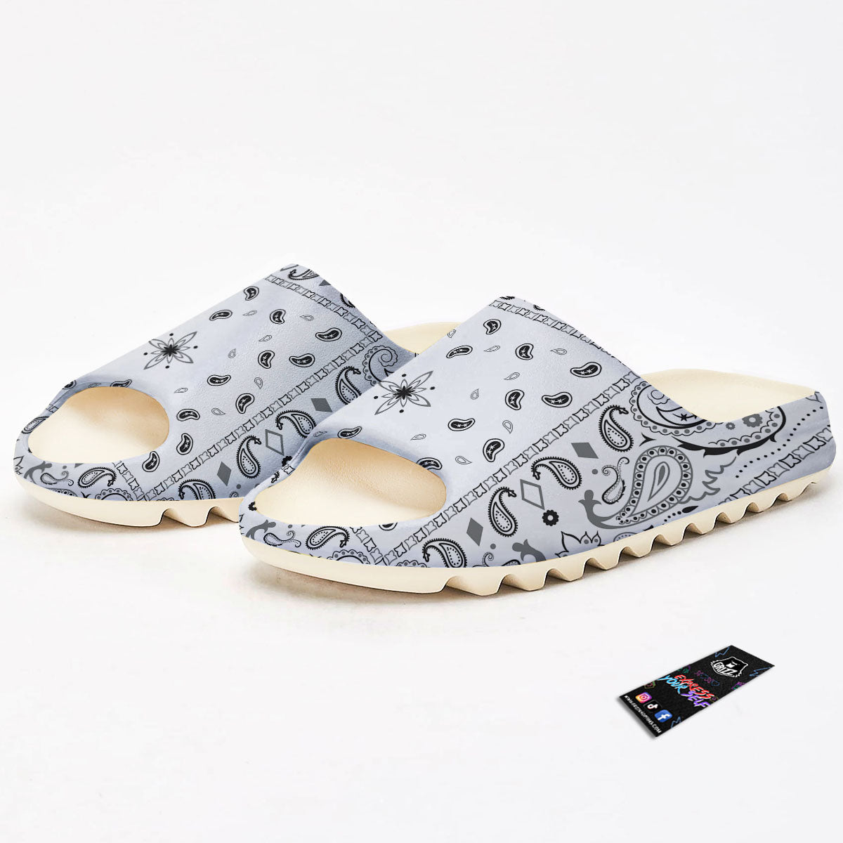 Paisley Bandana White And Black Print Sandals-grizzshop