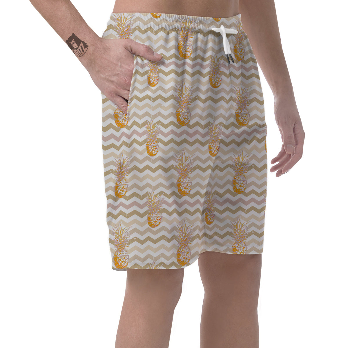 Pineapple Beige Zig Zag Print Pattern Men's Shorts-grizzshop