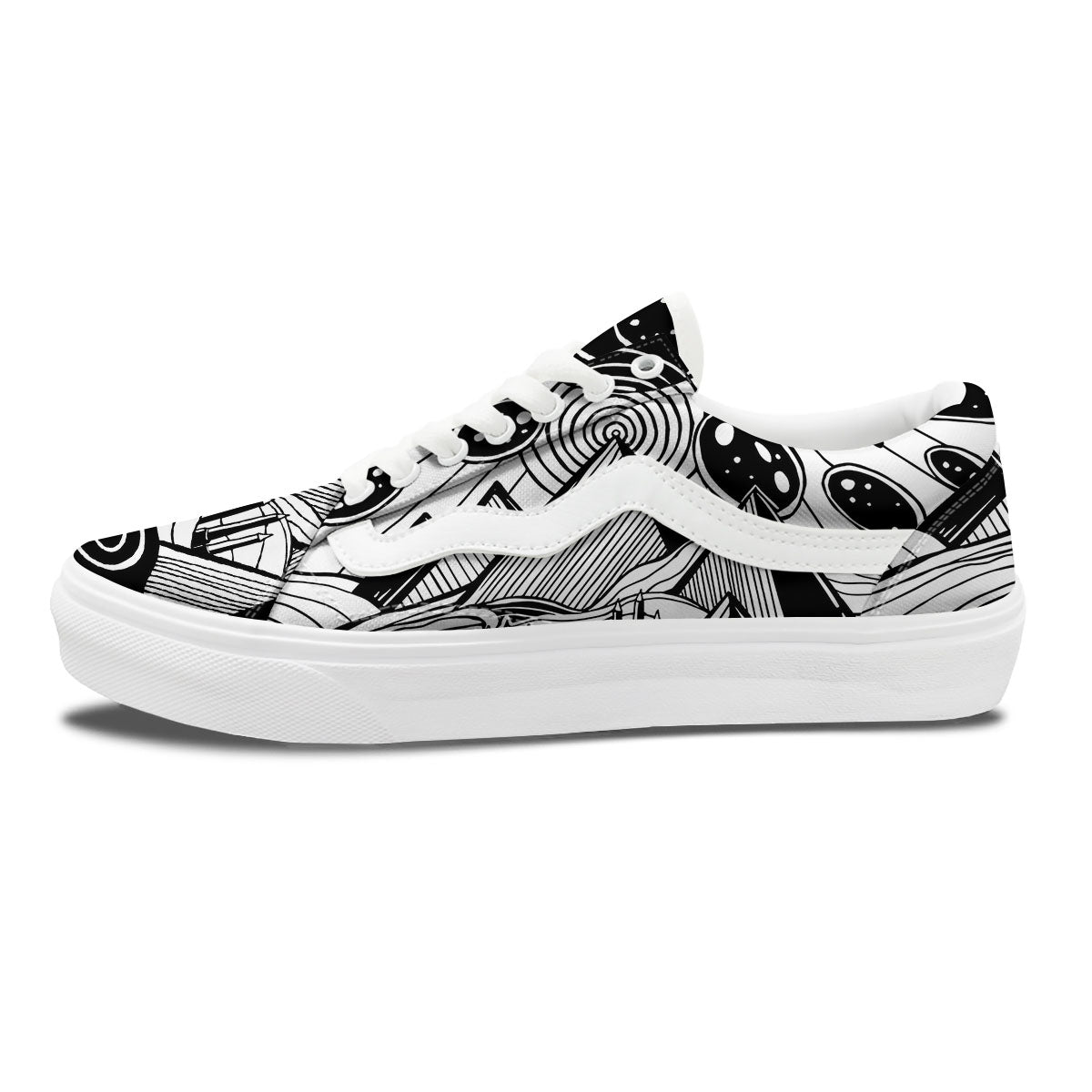 Pyramid UFO Print Skate Shoes-grizzshop