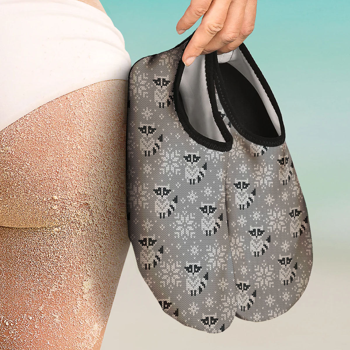 Raccoon Knitted Print Pattern Water Shoes-grizzshop
