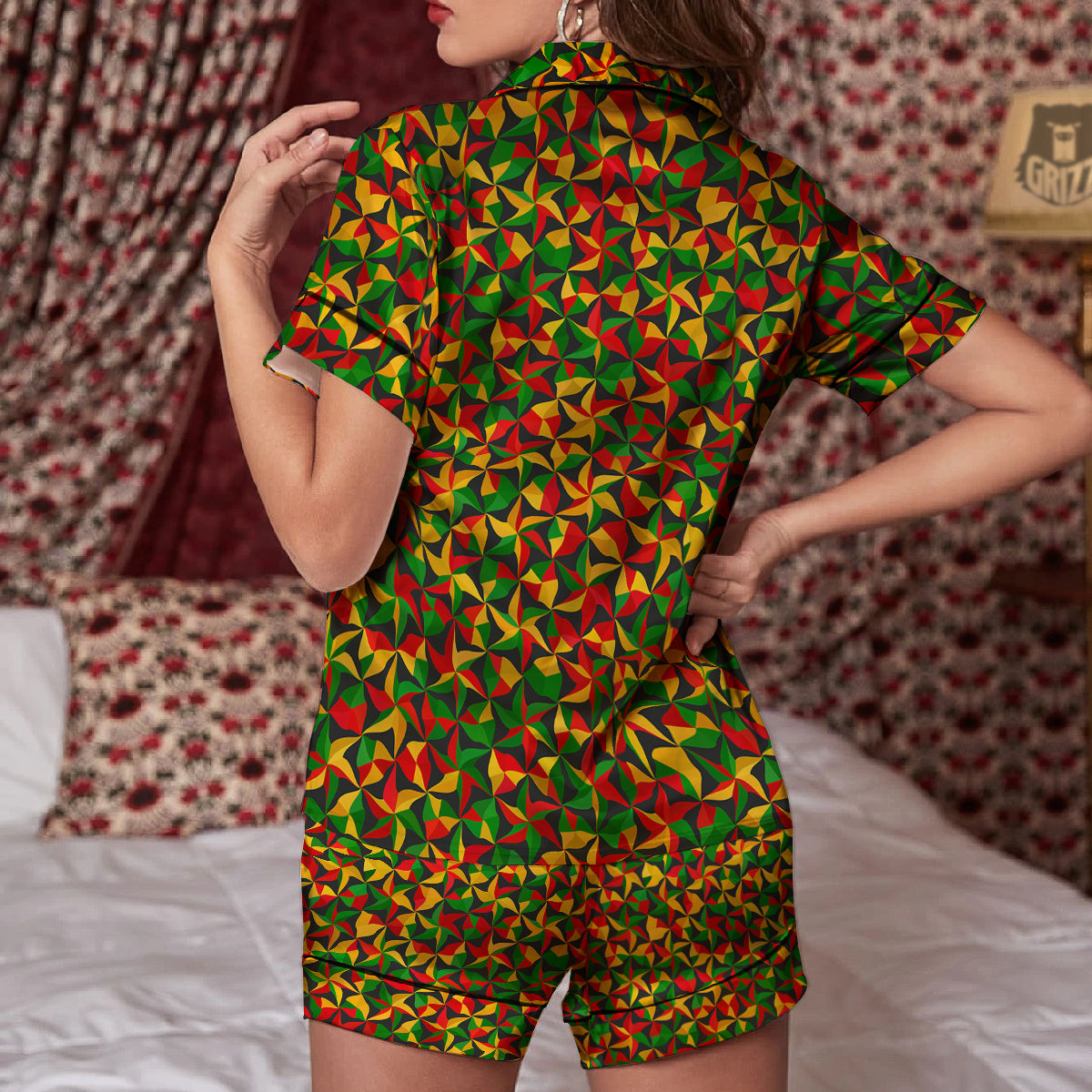 Reggae Abstract Geometric Print Pattern Women Silk Pajamas-grizzshop