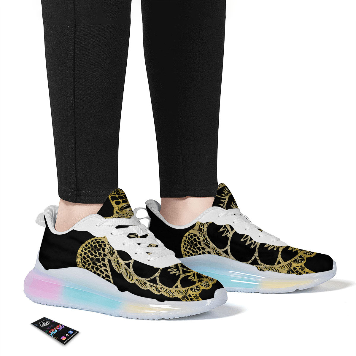 Sea Turtle Gold And Black Print Running Sneakers-grizzshop