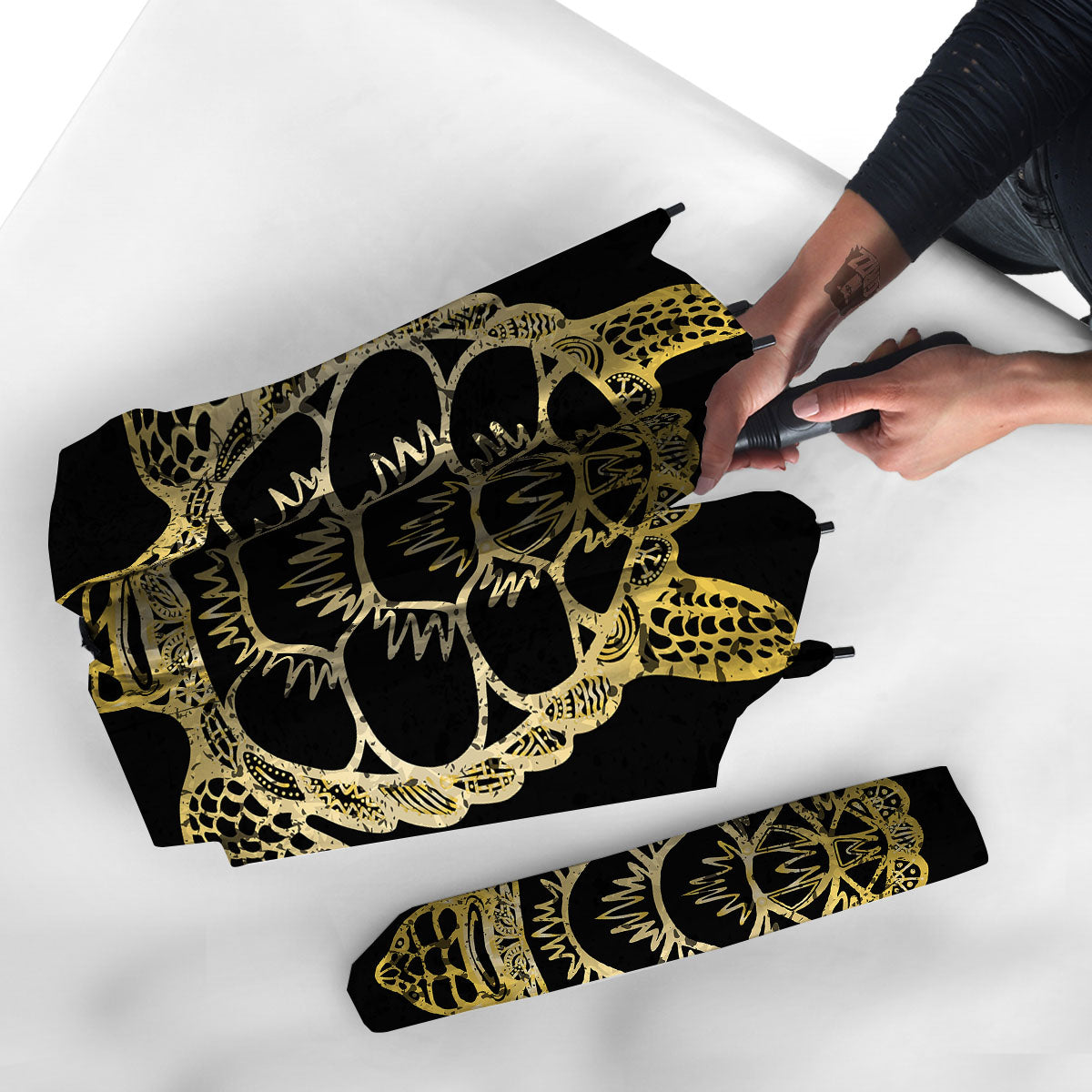 Sea Turtle Gold And Black Print Umbrella-grizzshop