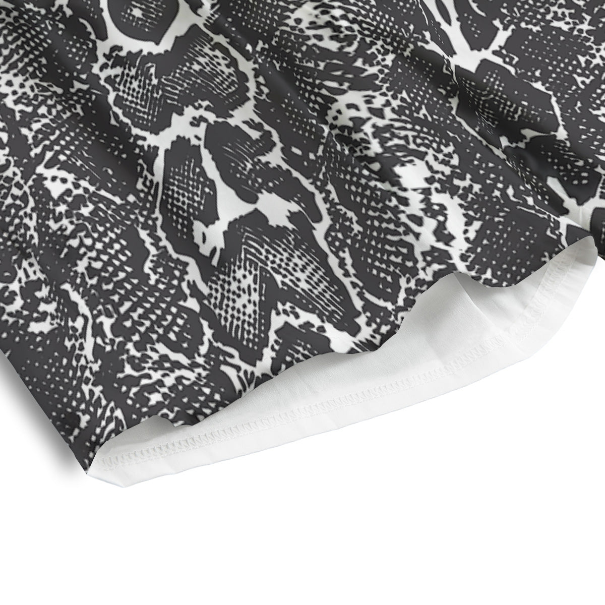 Snakeskin Black Print Men's Athletic Shorts