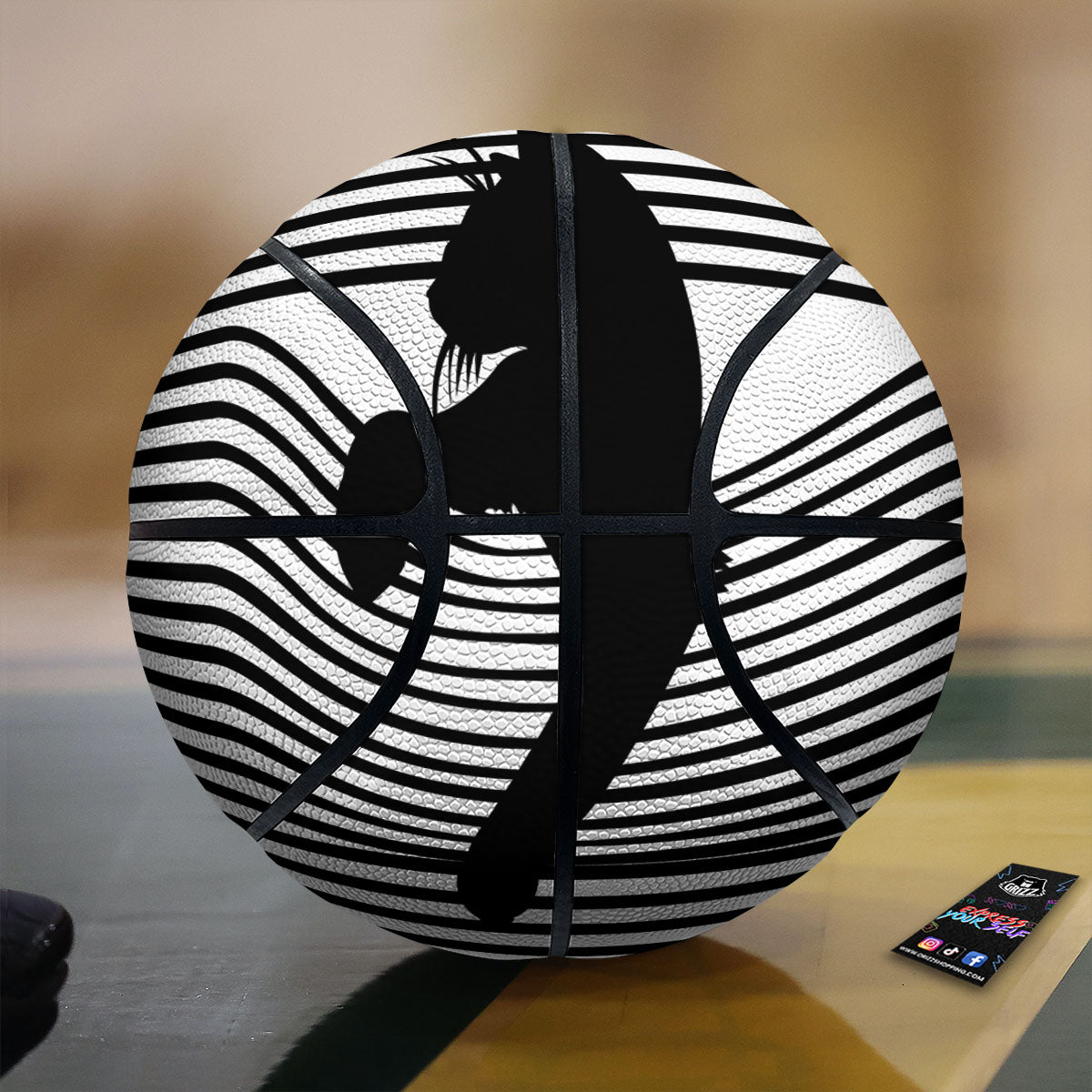 Striped Black Cat Print Basketball