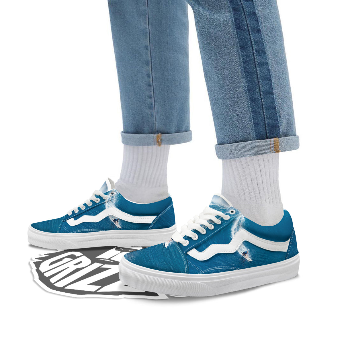 Surfing On Sea Print Skate Shoes-grizzshop
