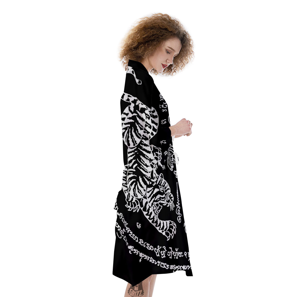 Thai Tattoo White And Black Print Kimono-grizzshop