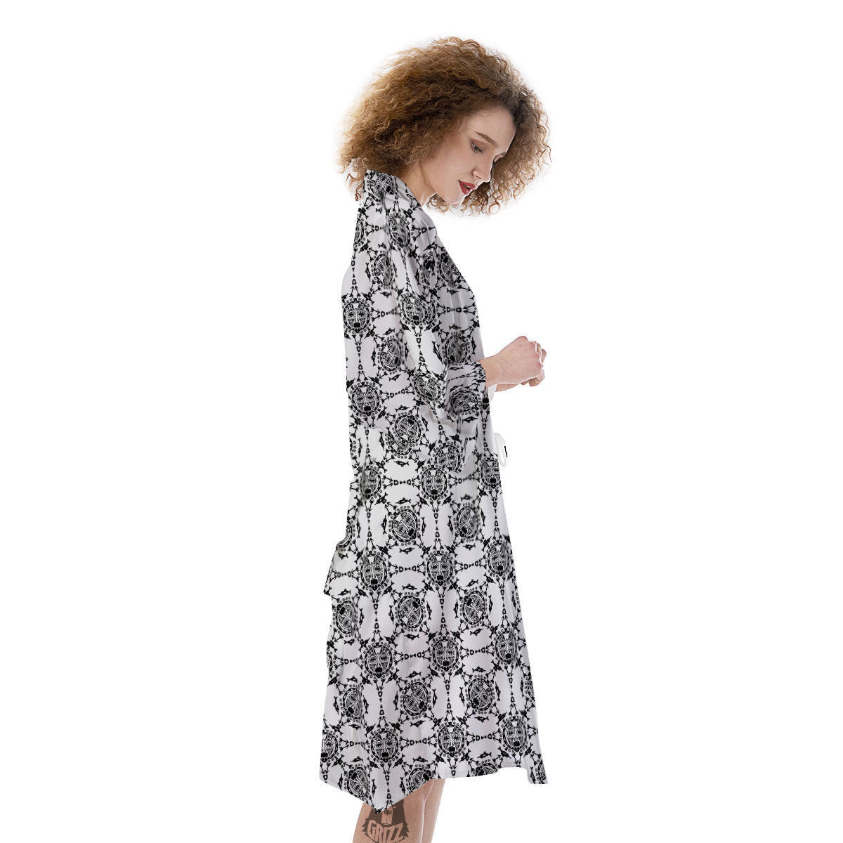 Totem White And Black Print Pattern Kimono-grizzshop