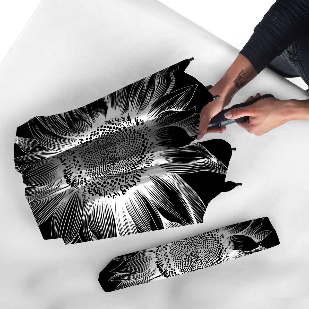 Vintage Sunflower White And Black Print Umbrella-grizzshop