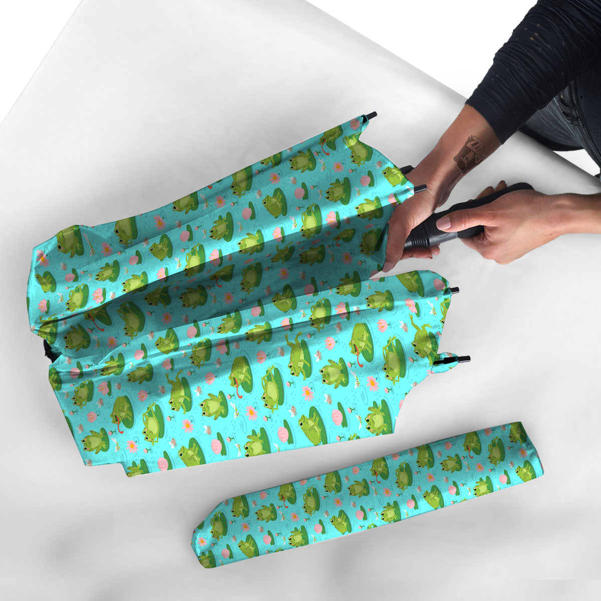 Water Lilies And Frogs Print Pattern Umbrella-grizzshop