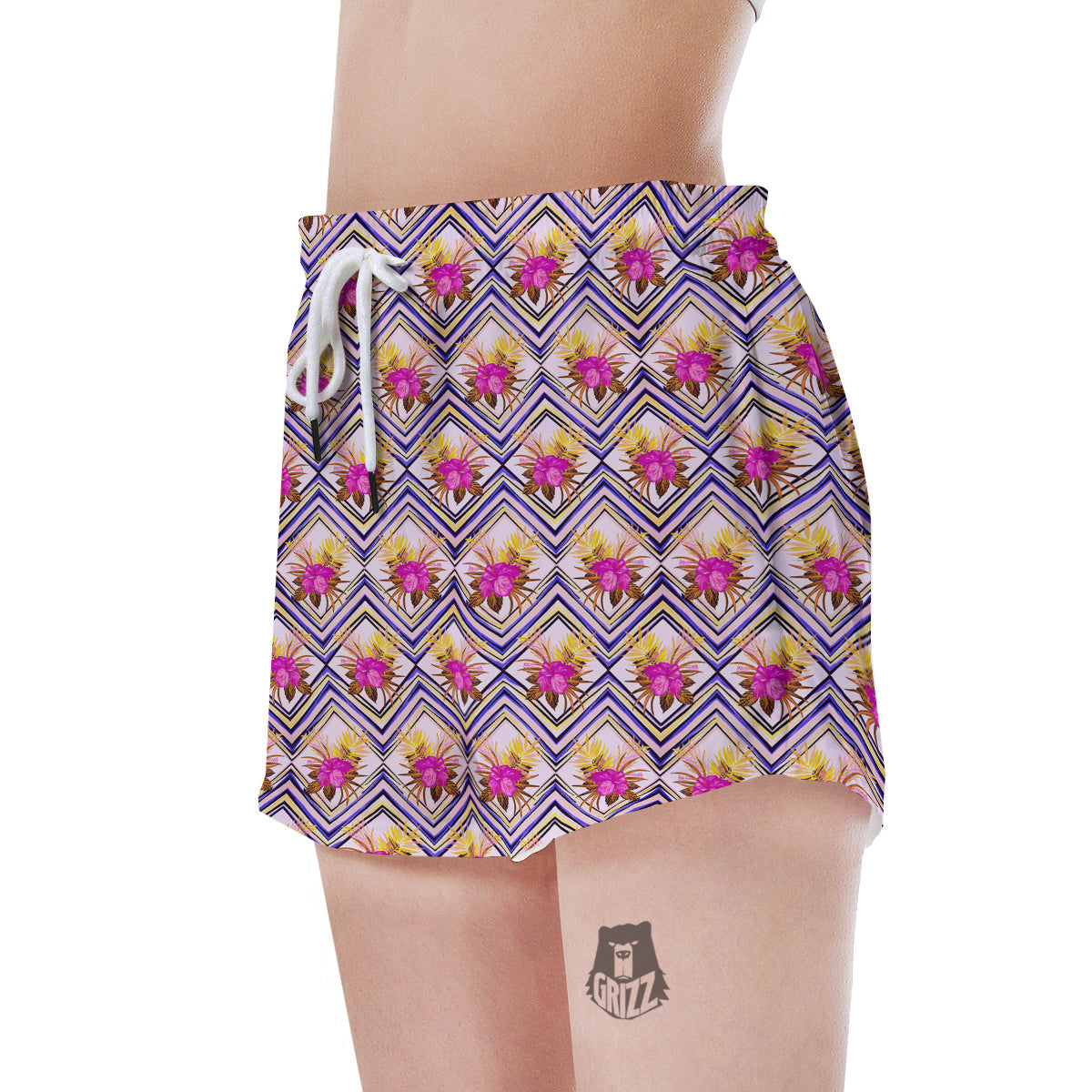 Watercolor Tropical Flower Zigzag Print Pattern Women's Shorts-grizzshop