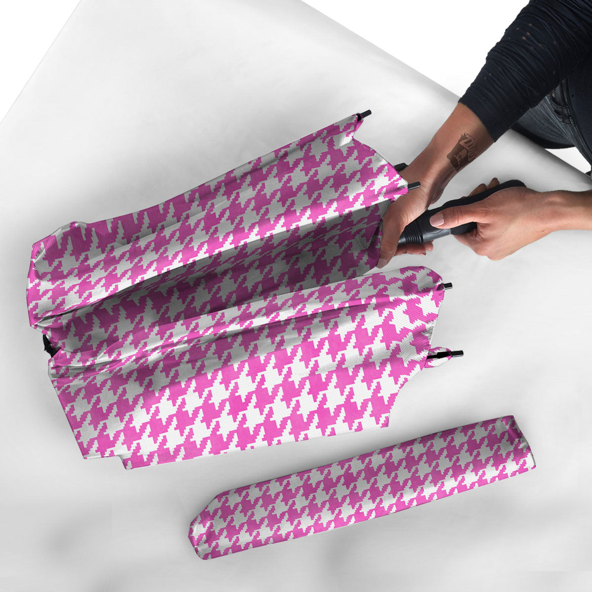 White Houndstooth And Pink Print Umbrella-grizzshop
