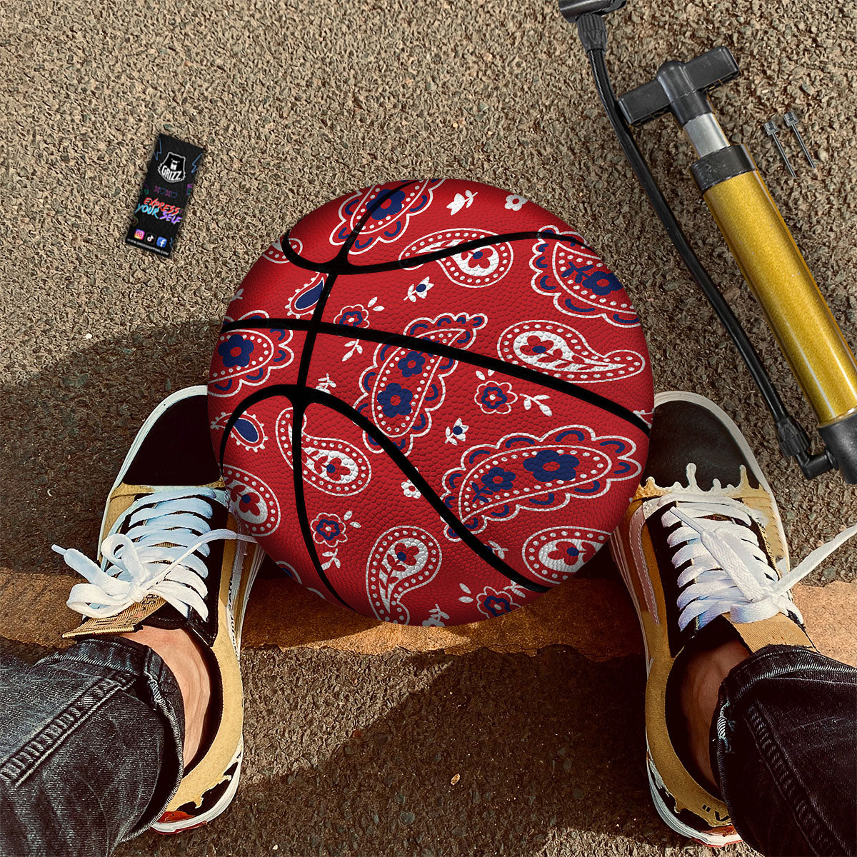 XOXO Valentine's Day Print Pattern Basketball