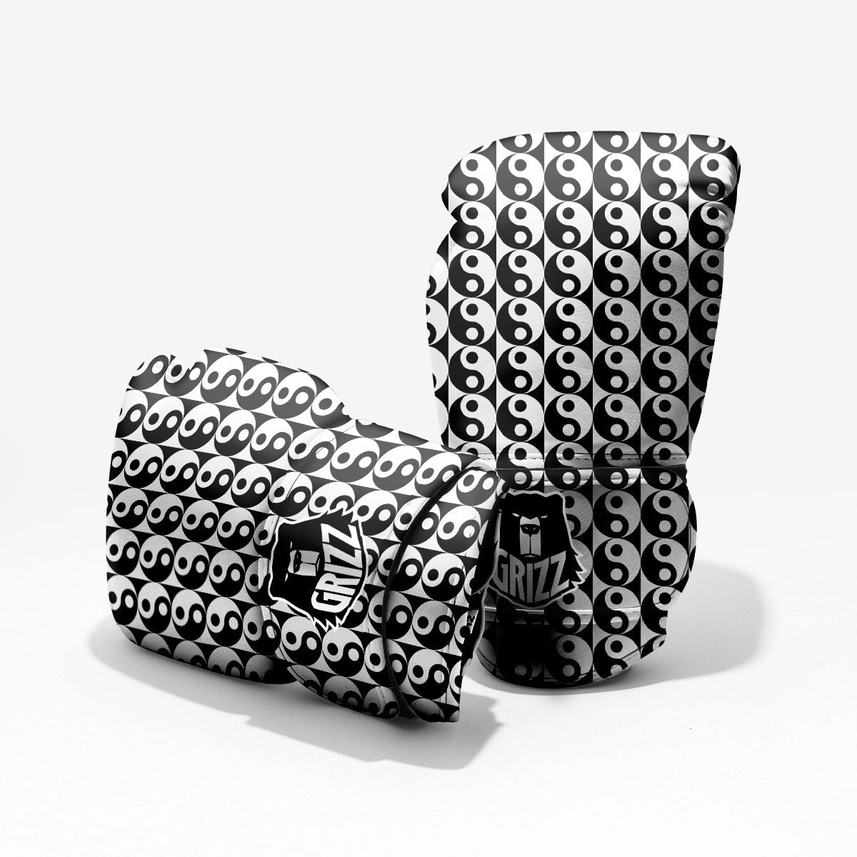 Damask White And Black Print Pattern Boxing Gloves