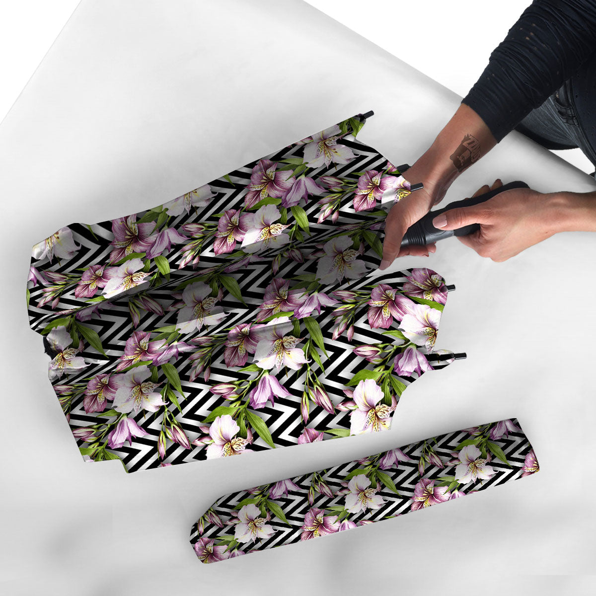 Zigzag Alstroemeria Purple Print Pattern Umbrella-grizzshop