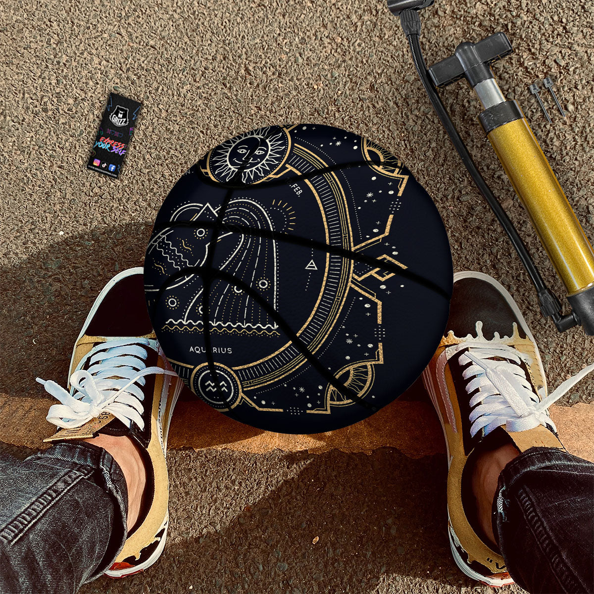 Zodiac Sign Vintage Aquarius Print Basketball
