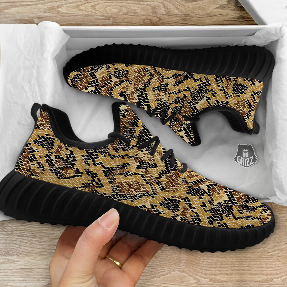 Abstract Snake Skin Print Black Walking Shoes-grizzshop