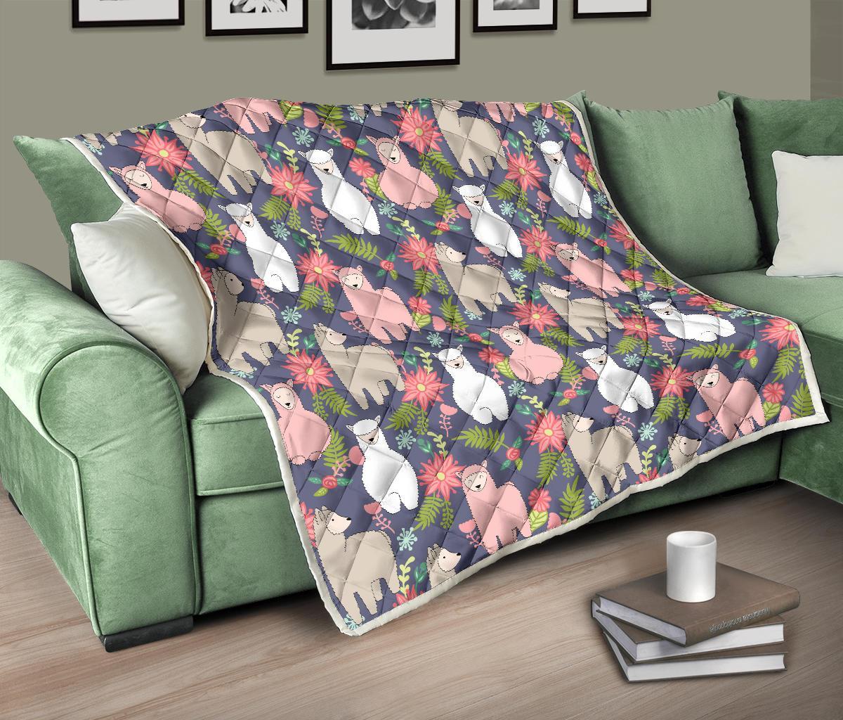 Alpaca Floral Pattern Print Quilt-grizzshop
