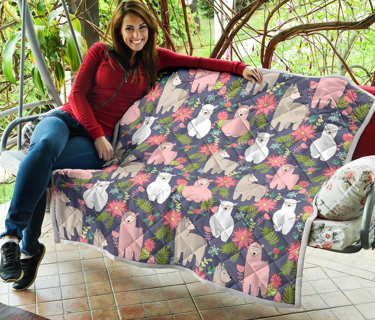 Alpaca Floral Pattern Print Quilt-grizzshop