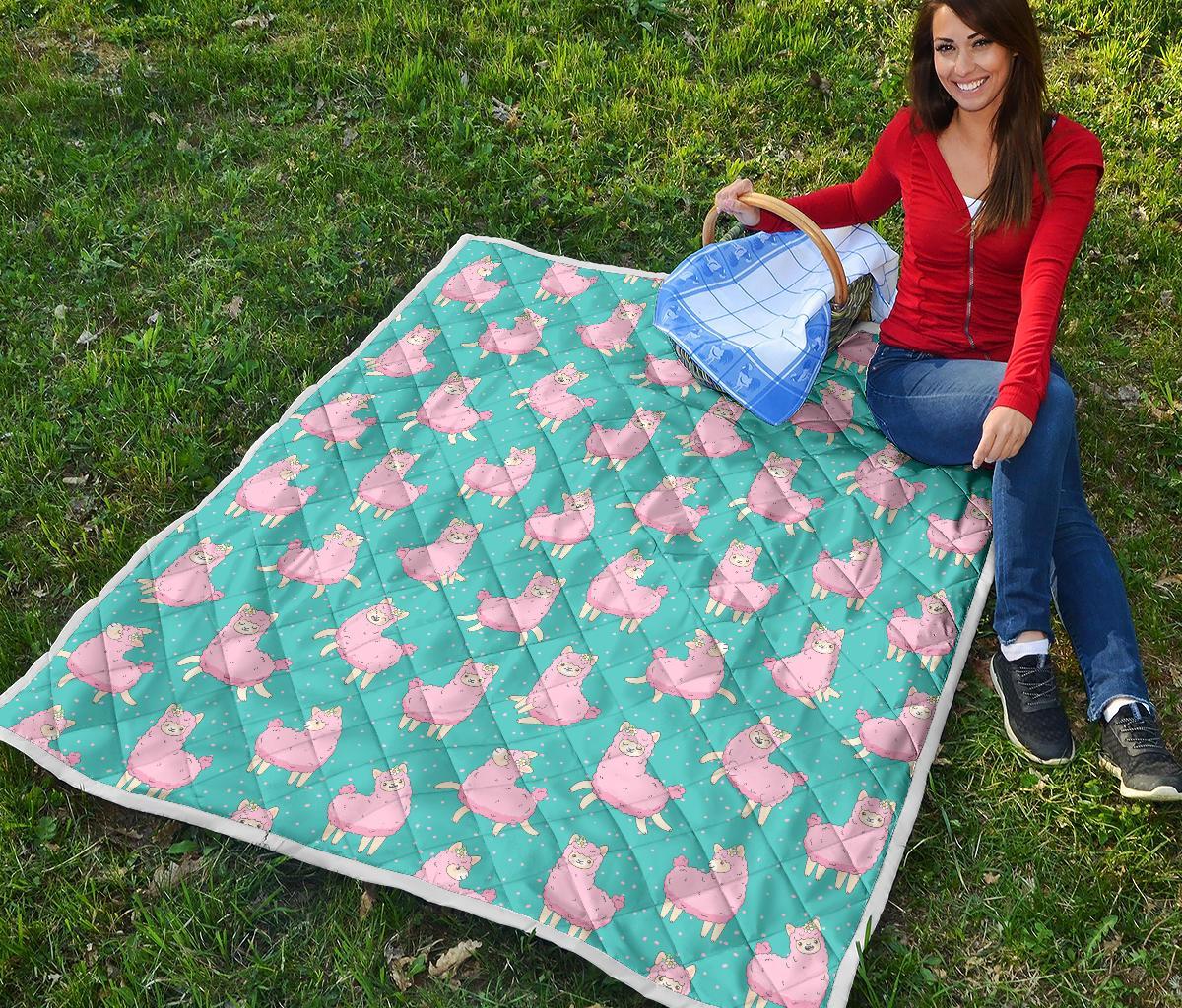 Alpaca Pattern Print Quilt-grizzshop