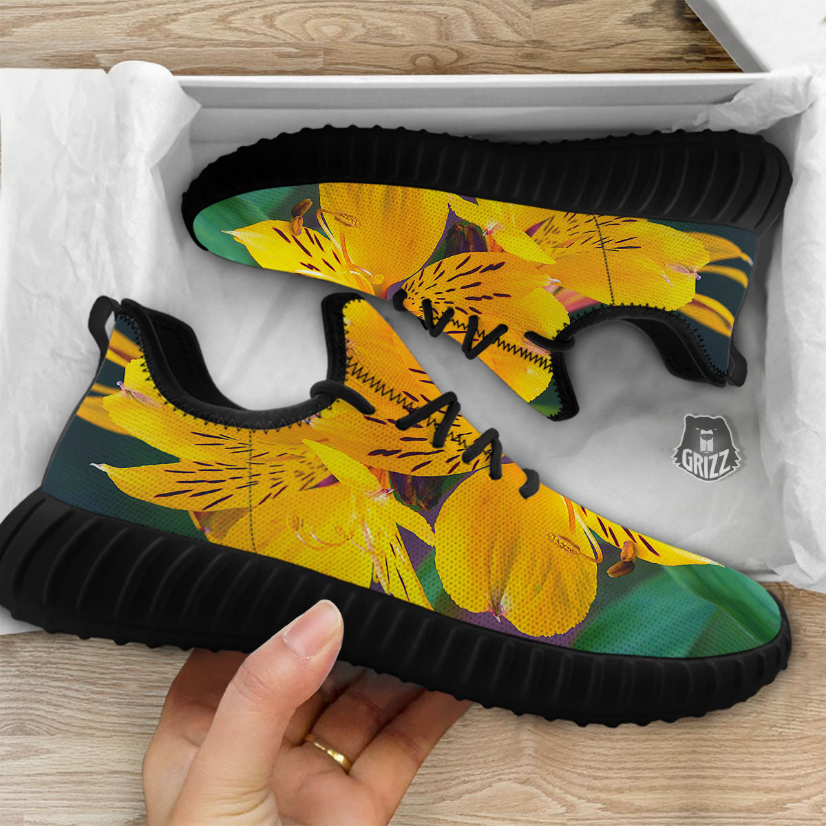 Alstroemeria Yellow Print Black Walking Shoes-grizzshop