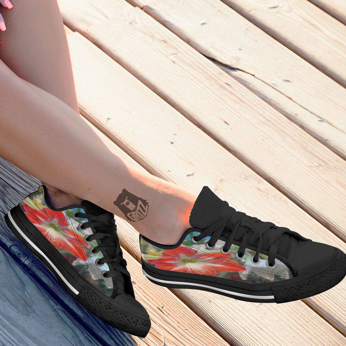 Amaryllis White And Red Print Black Low Top Shoes-grizzshop