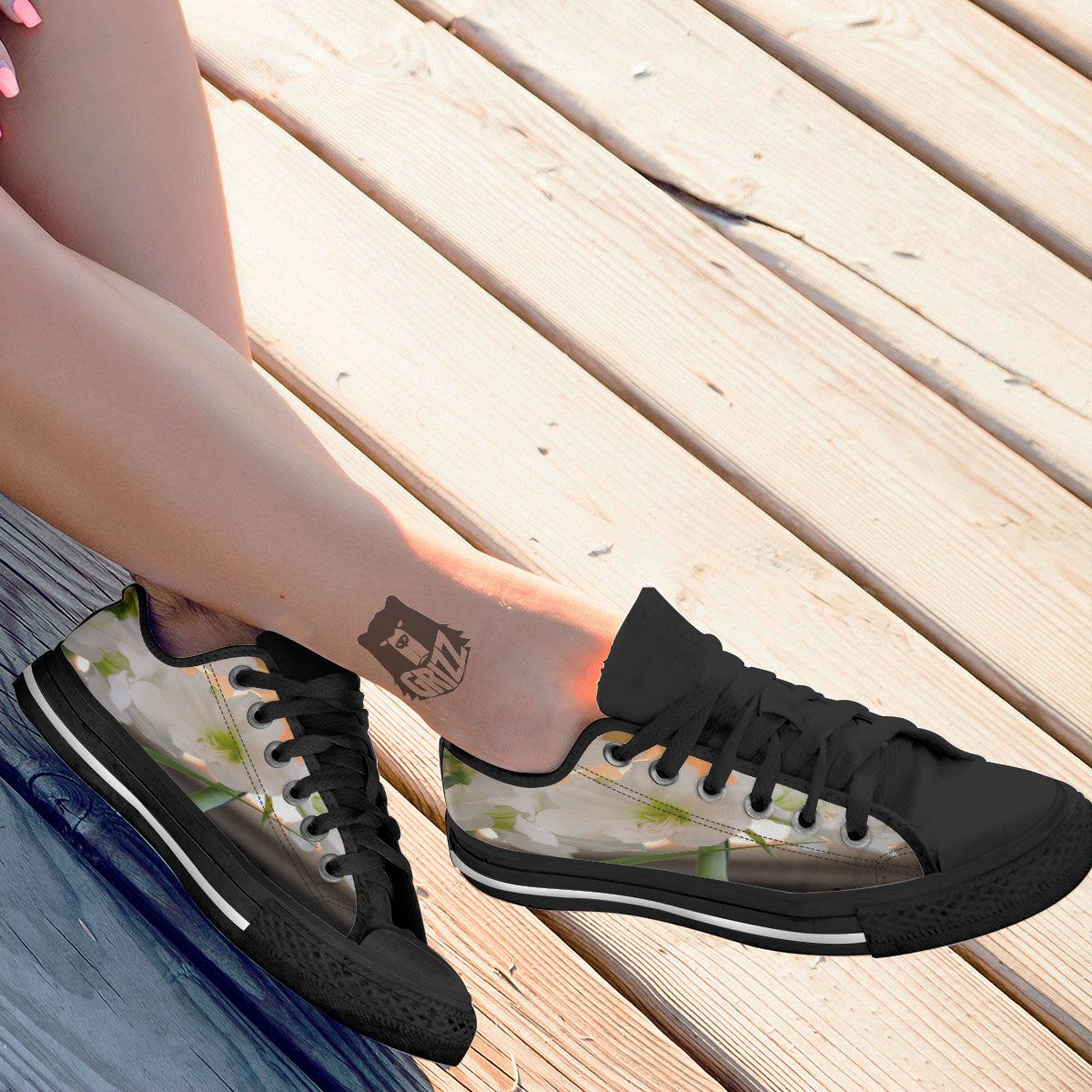 Amaryllis White Print Black Low Top Shoes-grizzshop