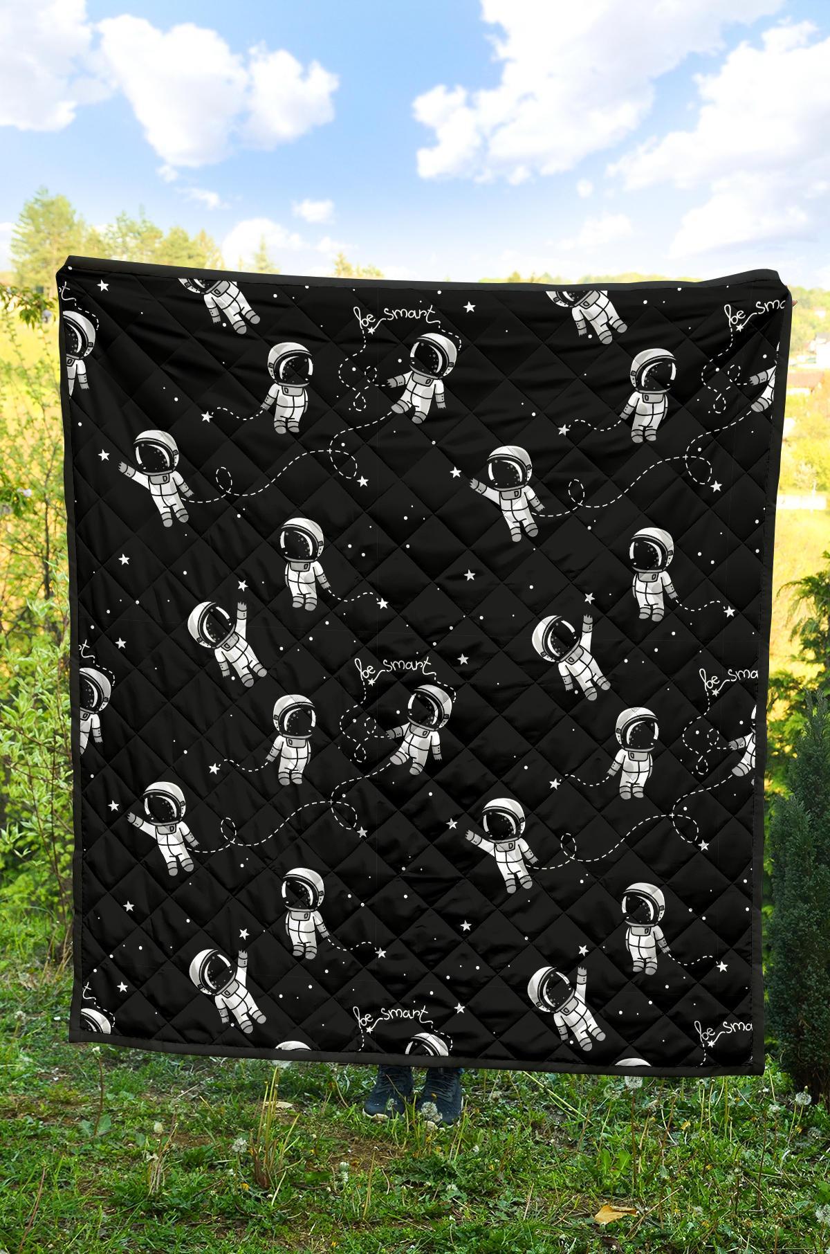 Astronaut Pattern Print Quilt-grizzshop