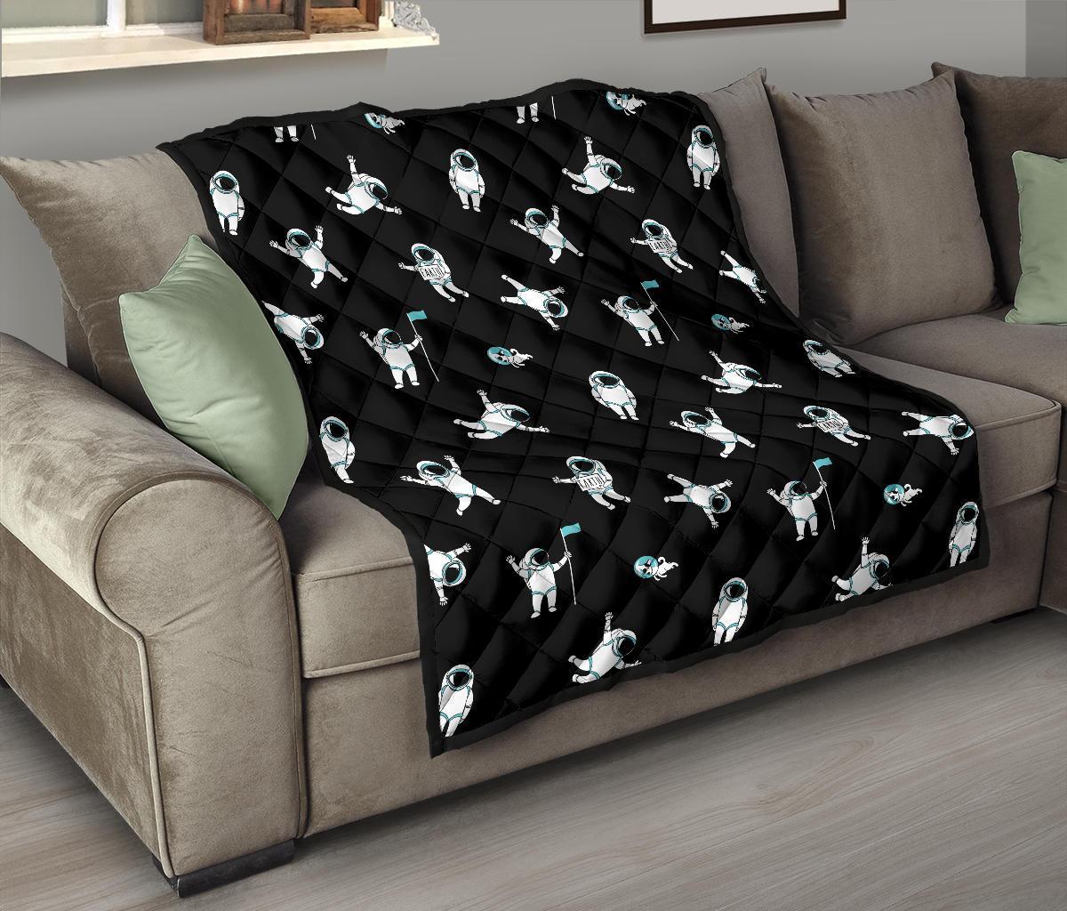 Astronaut Print Pattern Quilt-grizzshop