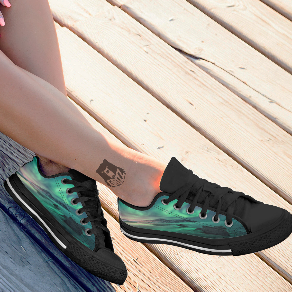Aurora Northern Lights Print Black Low Top Shoes-grizzshop