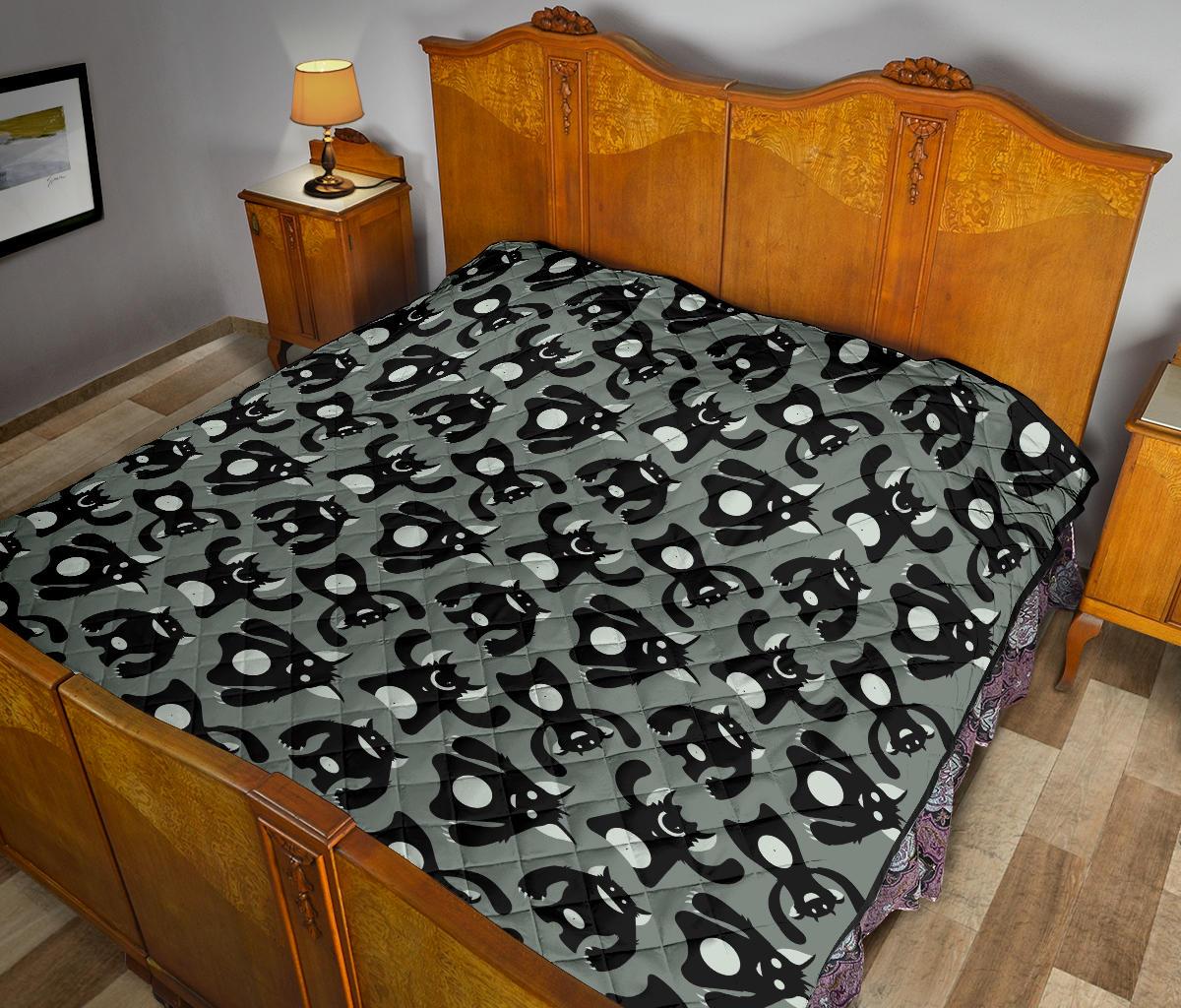 Black Bigfoot Pattern Print Quilt-grizzshop