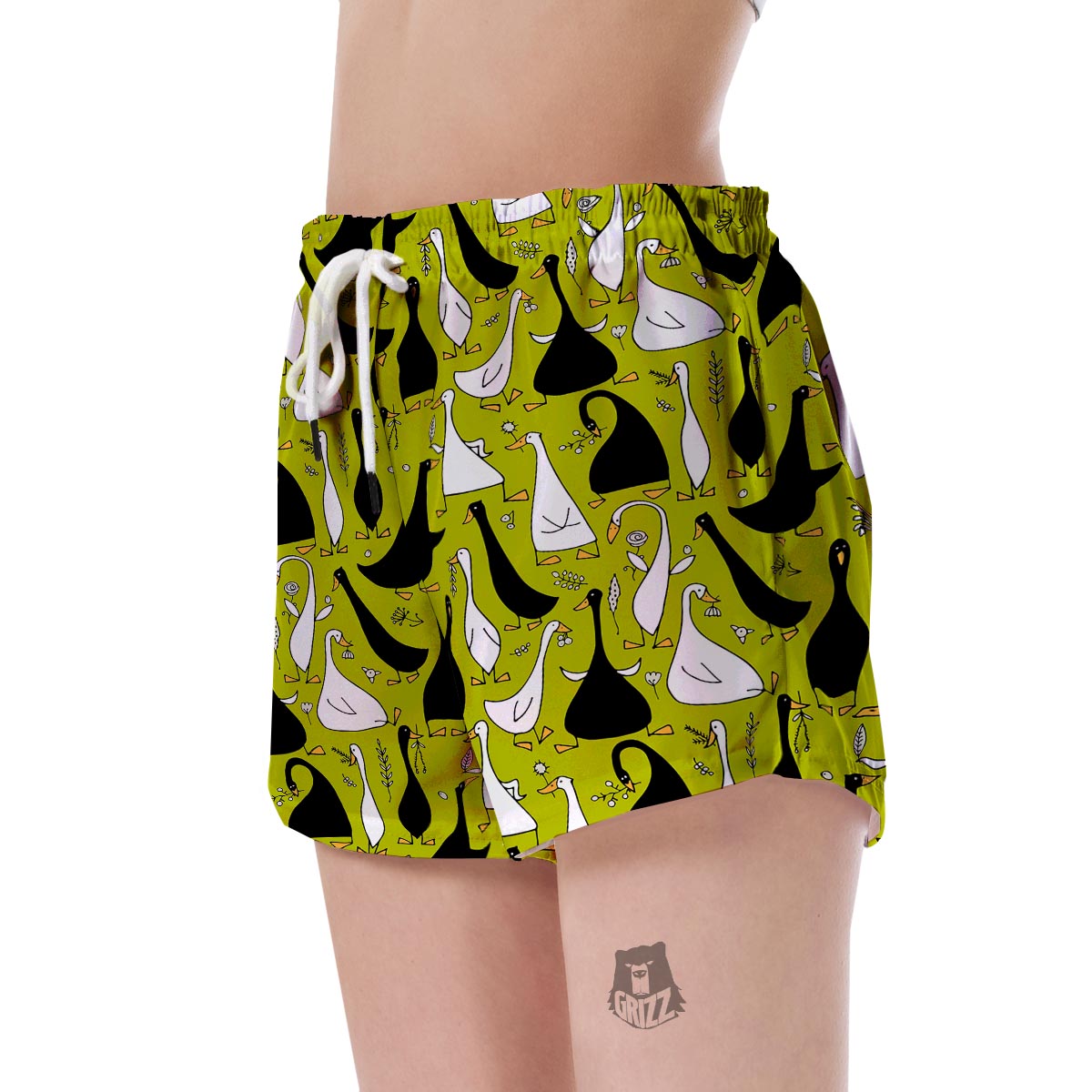 Black White Duck Mallard Pattern Prin Women's Shorts-grizzshop