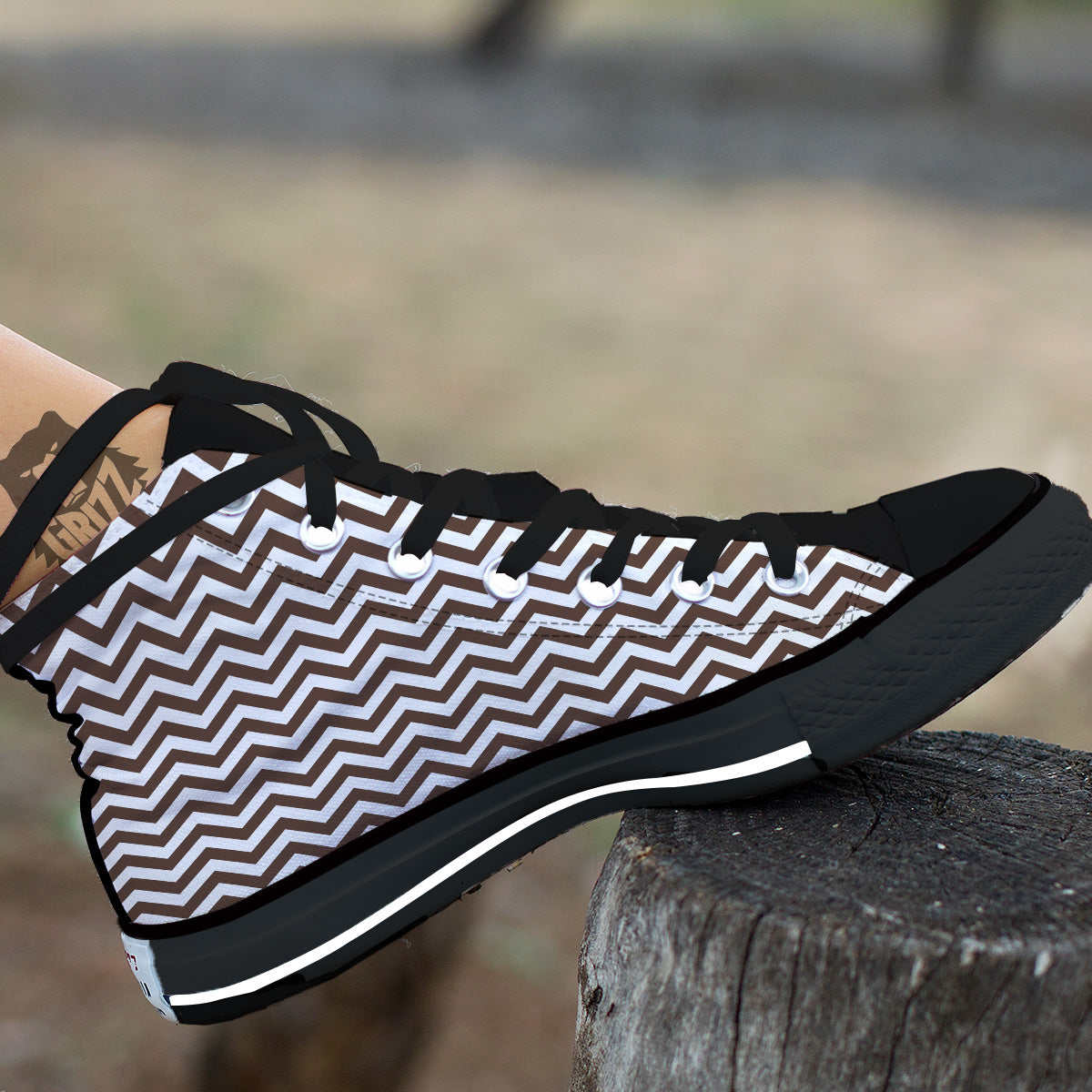 Brown Zigzag Print Pattern Black High Top Shoes-grizzshop