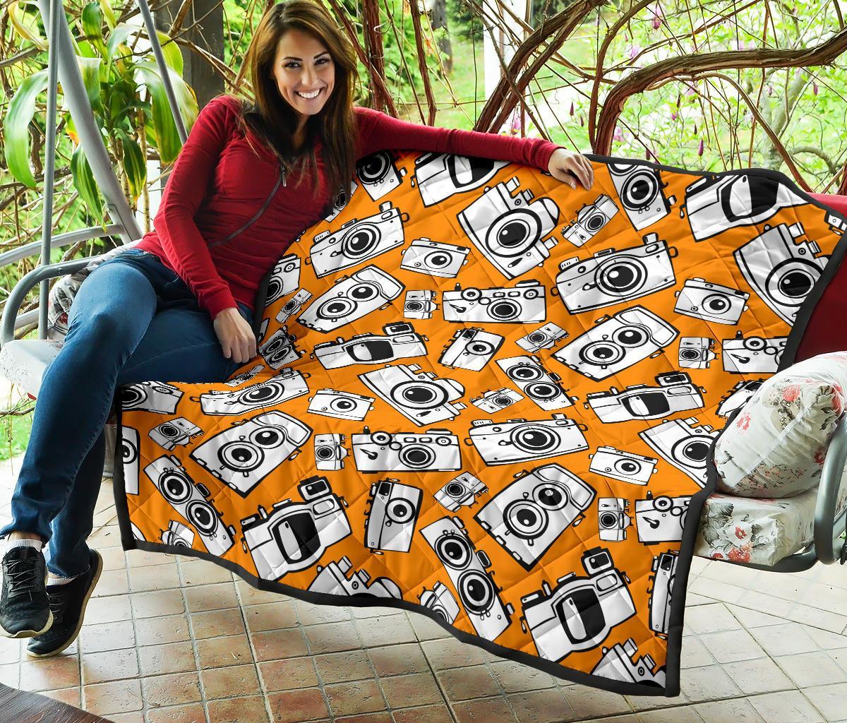 Camera Pattern Print Quilt-grizzshop