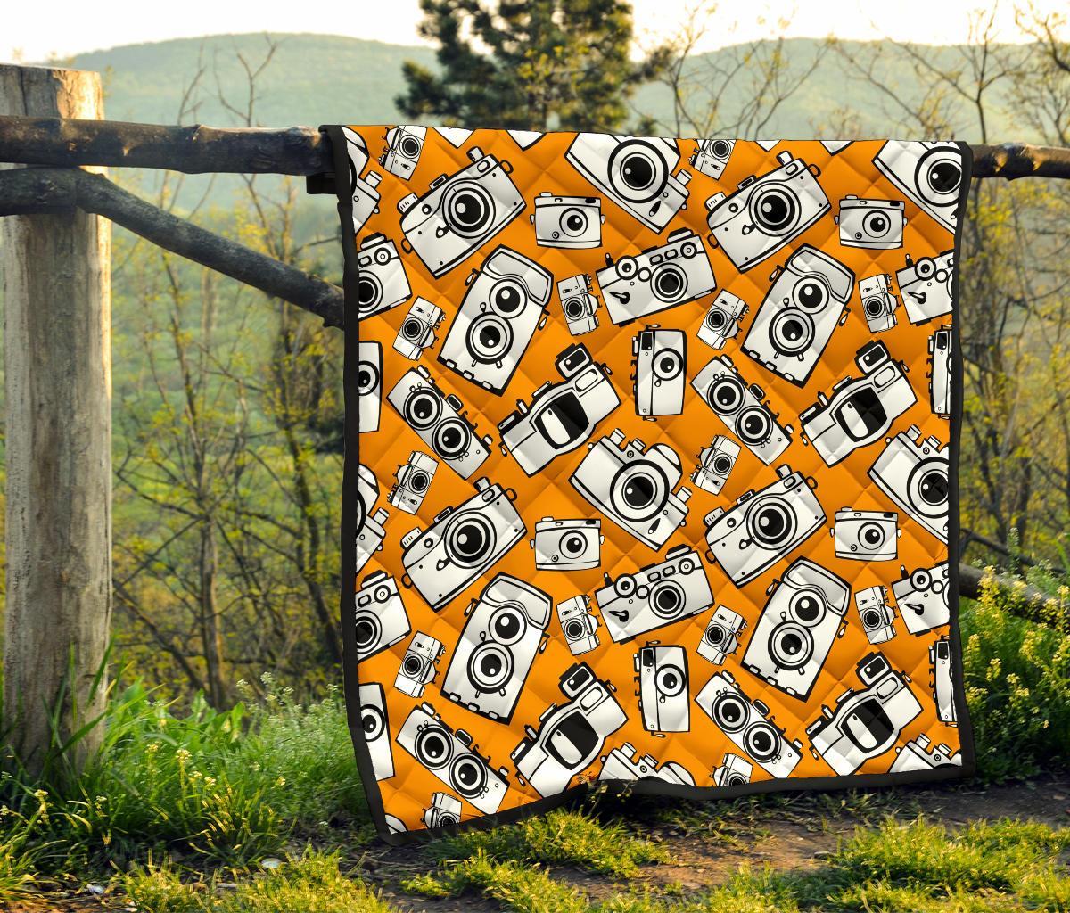 Camera Pattern Print Quilt-grizzshop