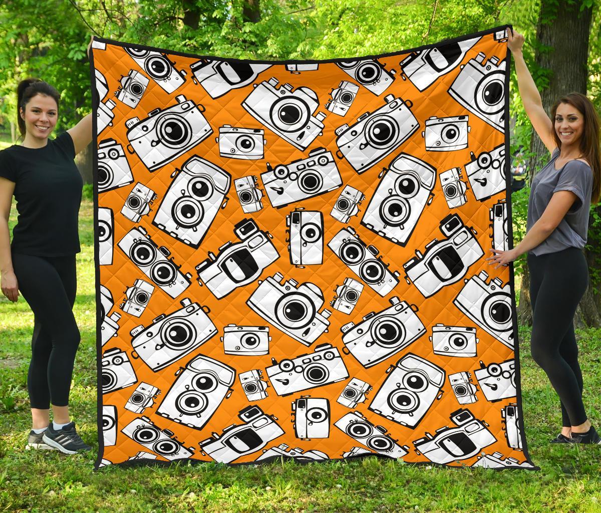 Camera Pattern Print Quilt-grizzshop