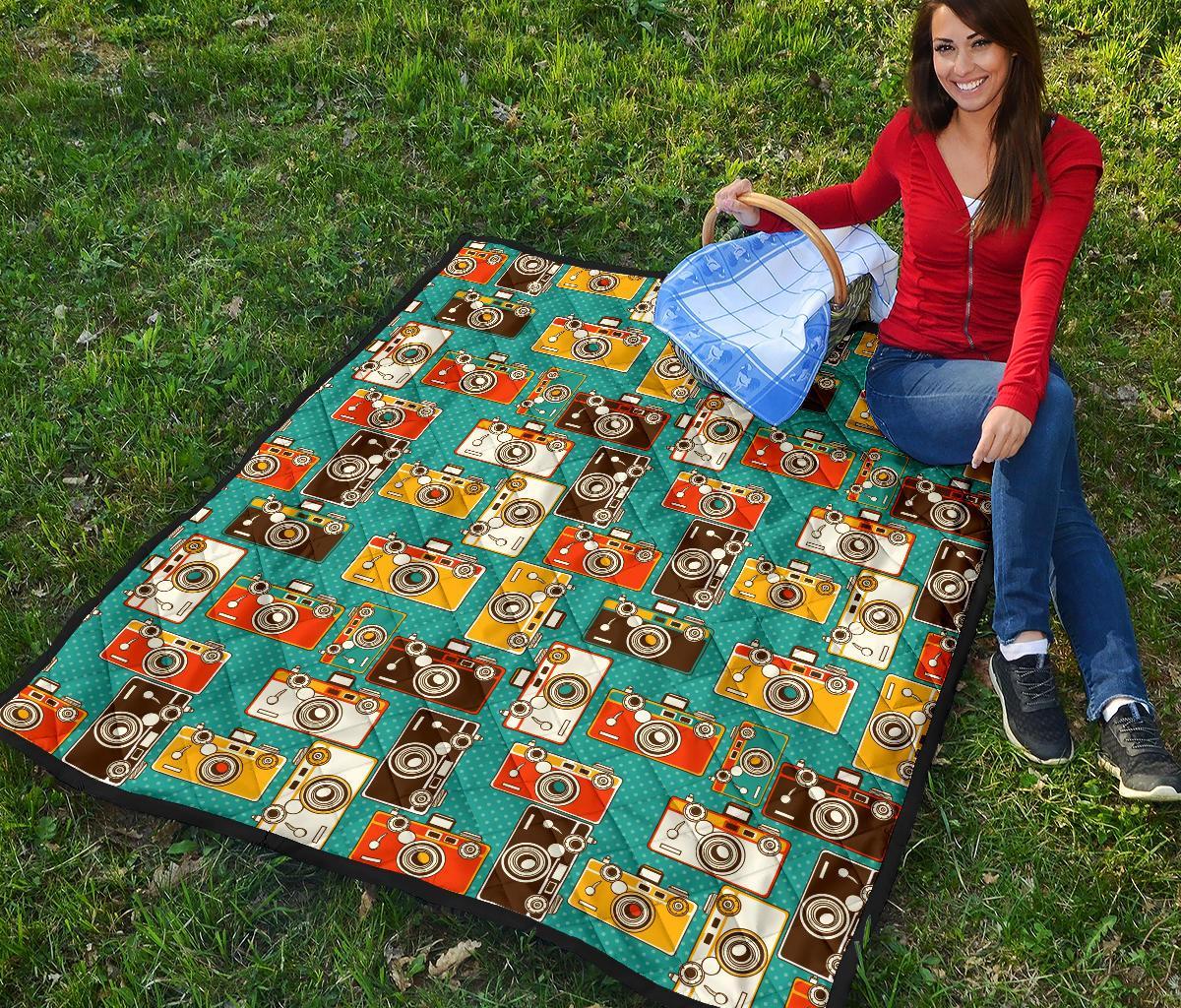 Camera Print Pattern Quilt-grizzshop